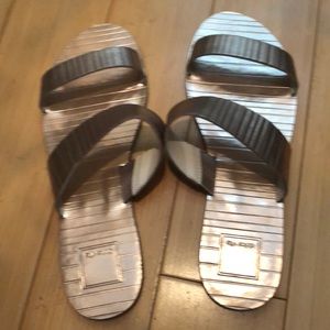 Dolce Vita Jazz gold sandal